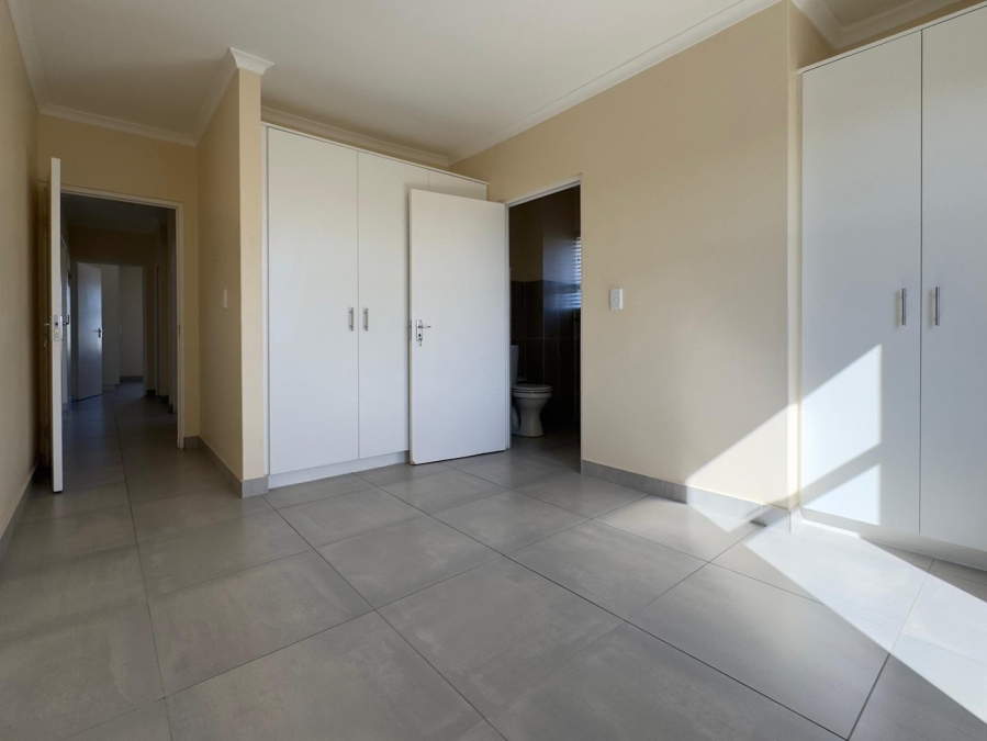 To Let 3 Bedroom Property for Rent in Parklands Western Cape